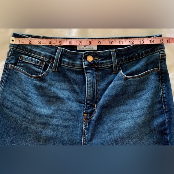 NWOT Denizen from Levis High Rise Ankle Straight Leg Jeans Size 8 - Picture 4 of 9